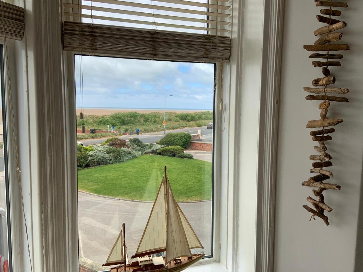 Beach Lookout - Sea Views Lytham St Annes Exterior photo