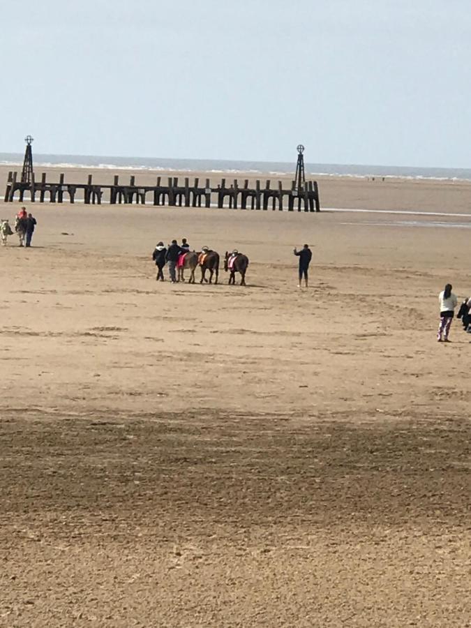 Beach Lookout - Sea Views Lytham St Annes Exterior photo